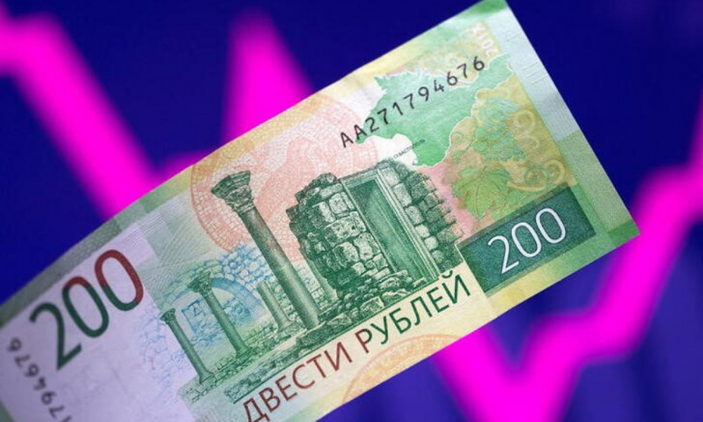 Conflict wounds Russian and Ukrainian currencies - Financespiders