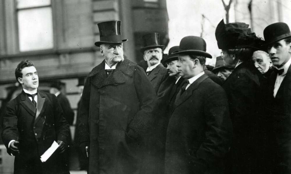 J.P. Morgan's Influence on U.S. Policies and the Economy - Financespiders
