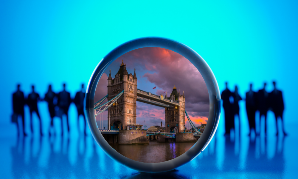 UK private businesses urged to raise boardroom gender parity - Financespiders
